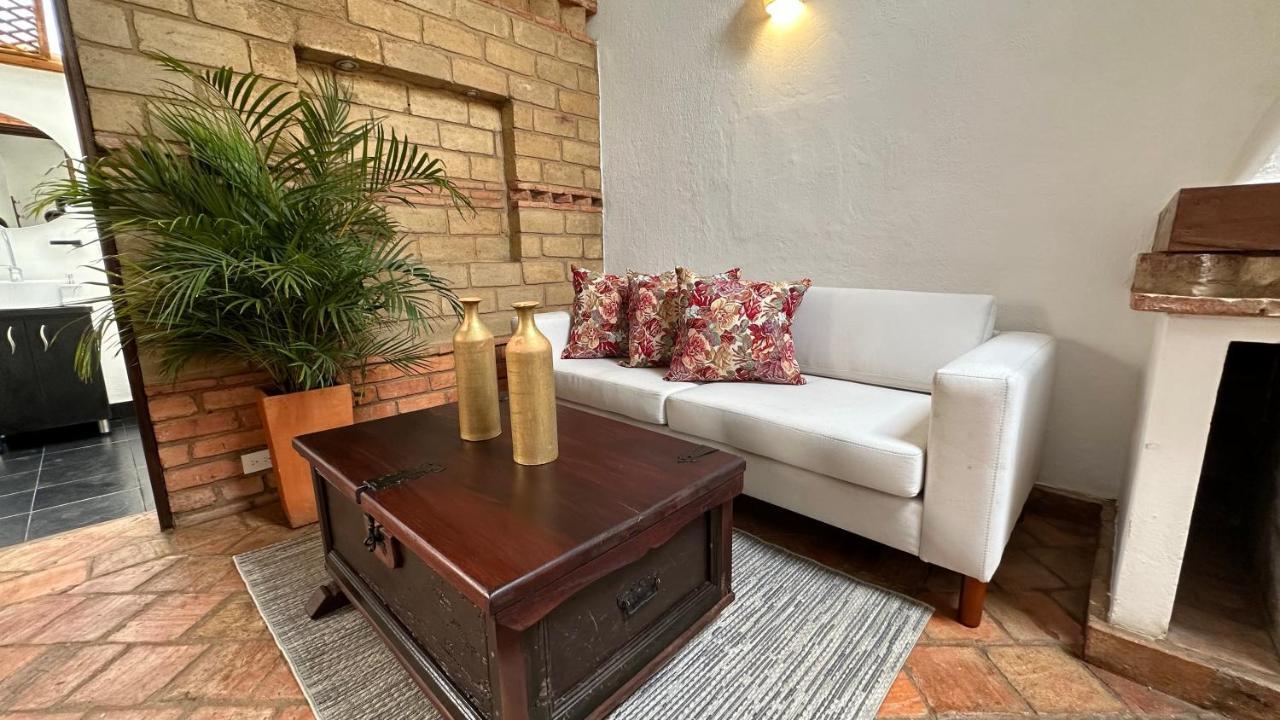 Casa Clasica Con Chimenea! ビージャ・デ・レイバ エクステリア 写真